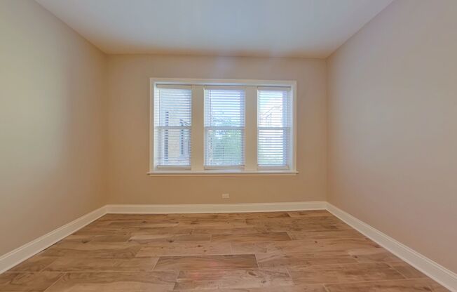 1 bed, 1 bath, 810 sqft, $2,600, Unit 1313 2A