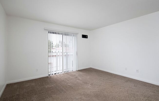 Studio, 1 bath, $1,800, Unit A117