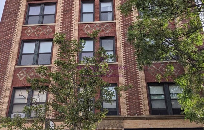 494 MASSACHUSETTS AVE