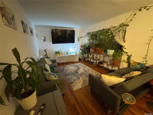 1 bed, 1 bath, $1,100, Unit 2