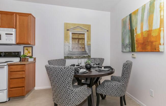 2 beds, 2 baths, 937 sqft, $1,750