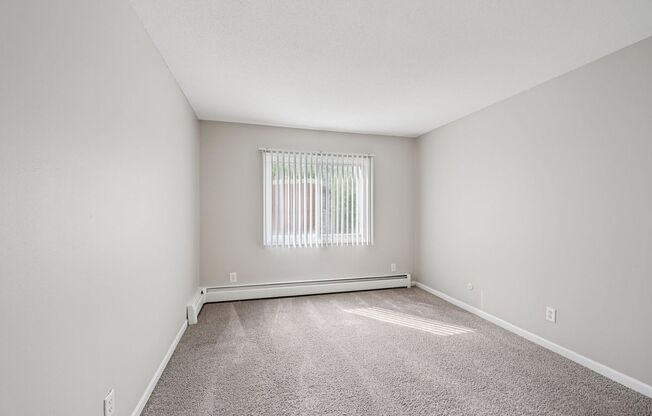 1 bed, 1 bath, 755 sqft, $1,295, Unit 1855-103