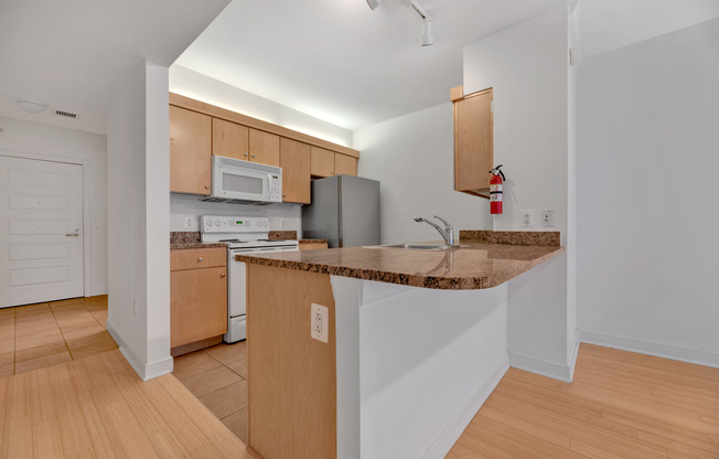 616 E Street NW Unit 301