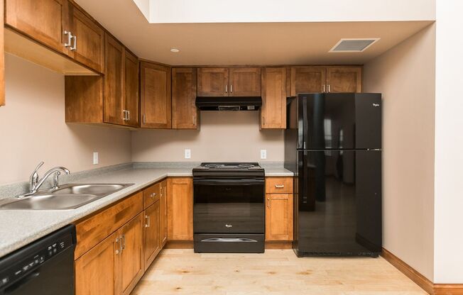 2 beds, 1 bath, 1,288 sqft, $1,100, Unit Cornerstone Place - 506