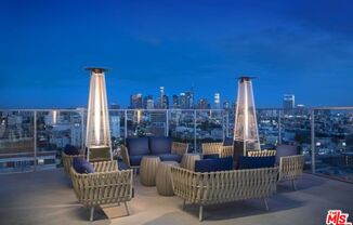 2 beds, 2 baths, 1,408 sqft, $4,739, Unit 905