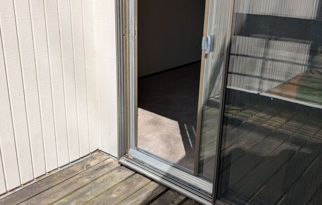 2 beds, 1.5 baths, 1,000 sqft, $1,451, Unit 8199-8199C