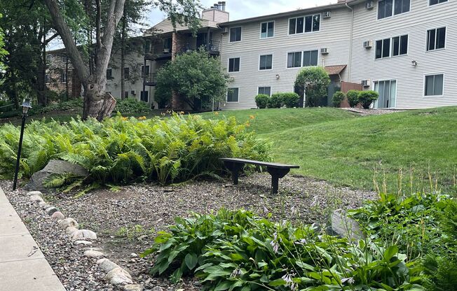 CEDAR RIDGE APARTMENT HOMES