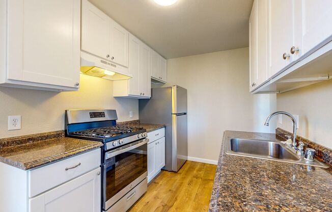 1 bed, 1 bath, 600 sqft, $1,750, Unit #11