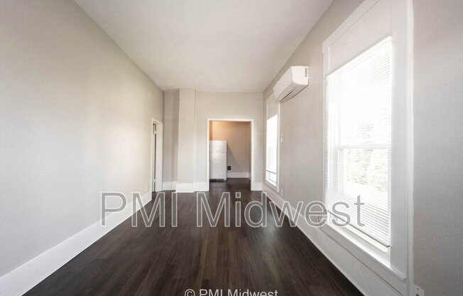 611 N Main St