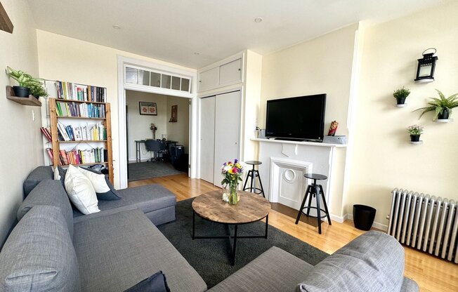 84 BERRY ST
