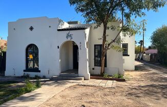 VINTAGE HOME BUILT IN 1926