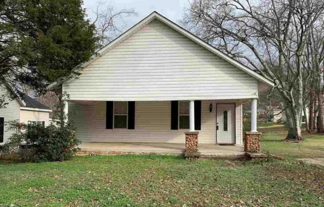 204 Church Avenue NE