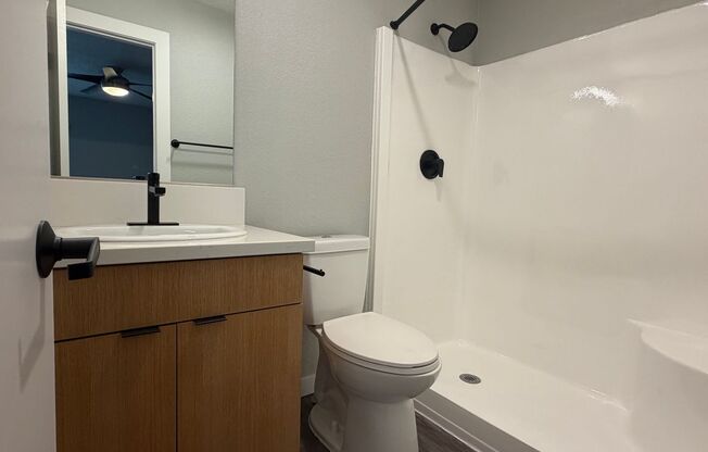 2 beds, 2 baths, 1,015 sqft, $3,095, Unit 0124