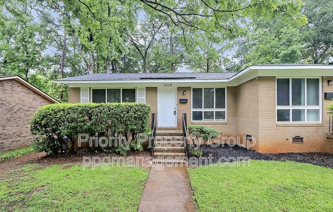 1808 HERRIN AVE