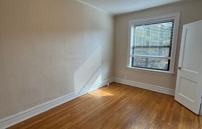 1 bed, 1 bath, 765 sqft, $1,395, Unit 615-3C