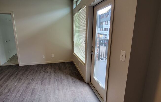 1 bed, 1 bath, 754 sqft, $1,699, Unit 207