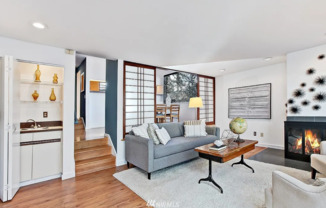 Capitol Hill 2-bedroom Condo