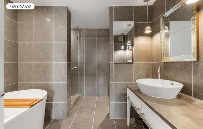 1 bed, 1 bath, $4,958, Unit 16K