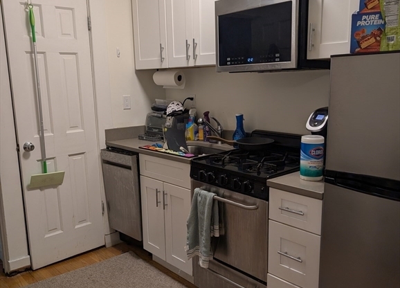 63 Hancock St Apt 1F