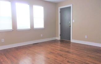 3020 N Robinson