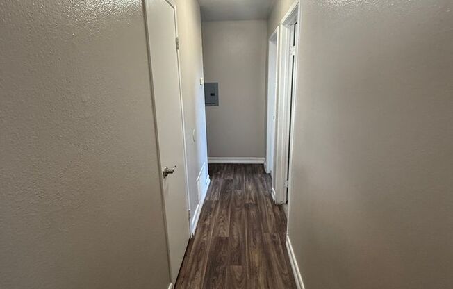 2 beds, 1 bath, 772 sqft, $2,325, Unit 37