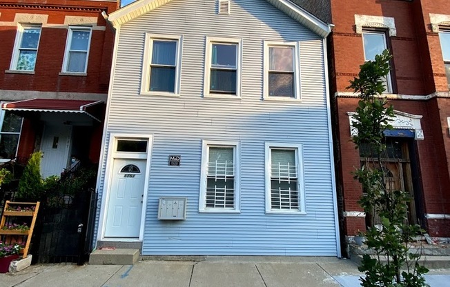 1751 W. Cullerton