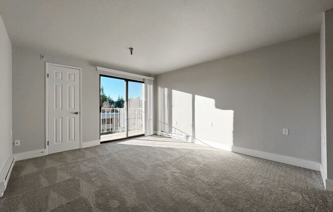 1 bed, 1 bath, 636 sqft, $1,595, Unit 427