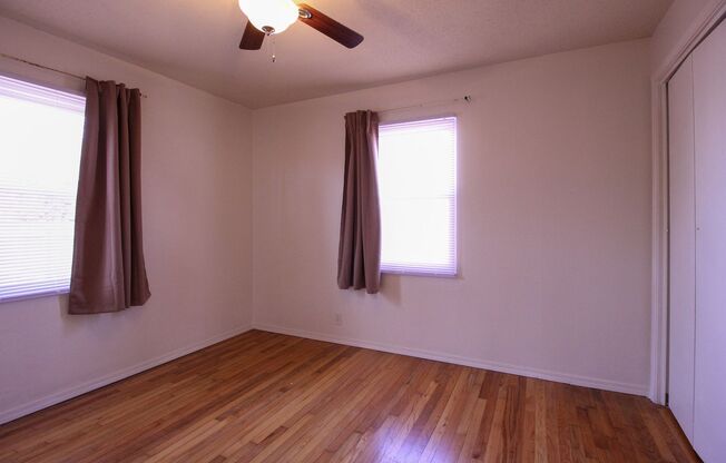 2 beds, 1 bath, $1,150