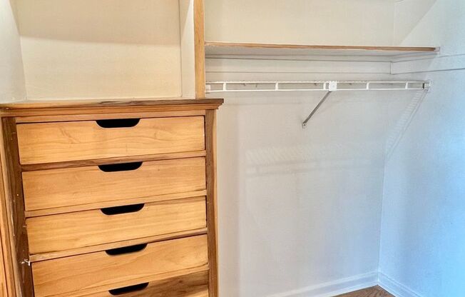 Studio, 1 bath, 375 sqft, $1,535, Unit 644-404