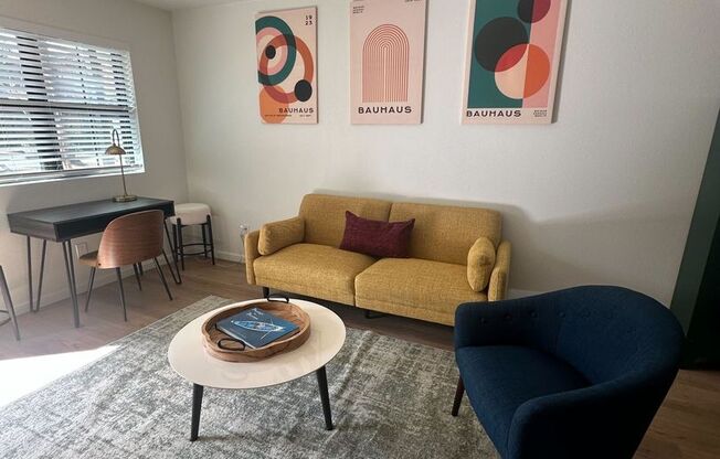 1 bed, 1 bath, 595 sqft, $1,290, Unit 115
