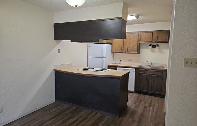 1 bed, 1.5 baths, 786 sqft, $797, Unit 707