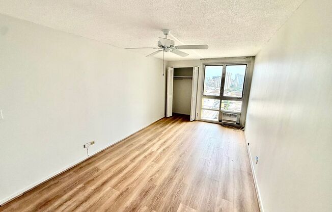 2 beds, 2 baths, $3,800, Unit 1350 Ala Moana