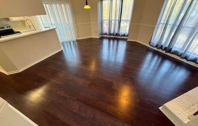 Beautiful Condo minutes from Uptown Charlotte