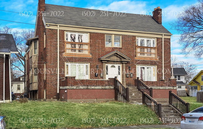 126 N LONGWORTH AVE