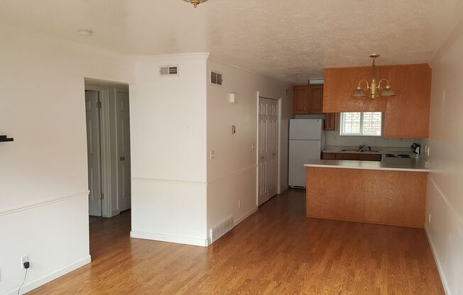 2 bed/1 bath Apt. in Provo