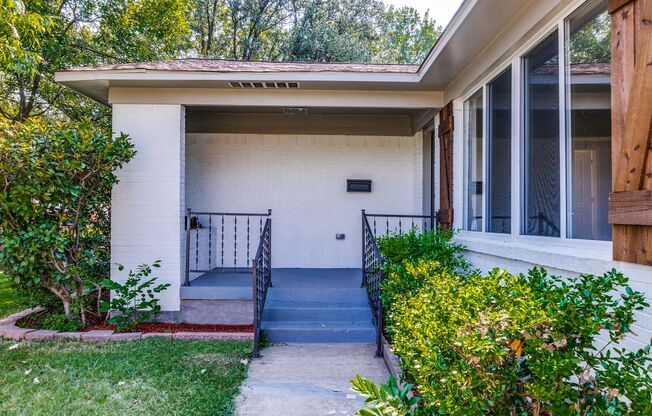 Stunning 3BD/2BA Mesquite Home