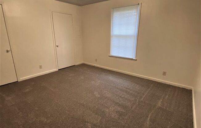 1 bed, 1 bath, 700 sqft, $750, Unit 703A