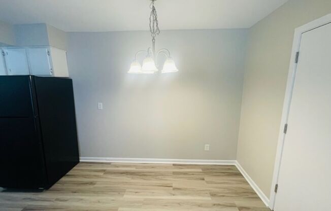 2 beds, 1 bath, $950