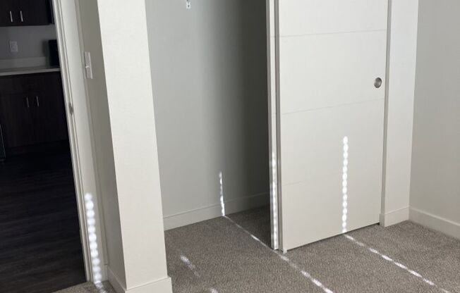 2 beds, 1 bath, 789 sqft, $1,700, Unit B-333