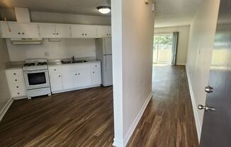 1 bed, 1 bath, 690 sqft, $1,845, Unit #30