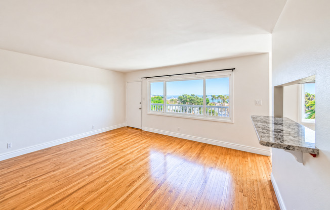 3 beds, 3 baths, 2,100 sqft, $3,750, Unit 3709