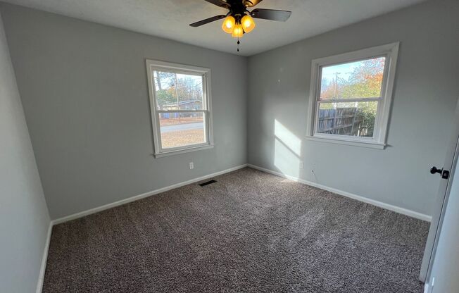 3 beds, 2 baths, $1,495