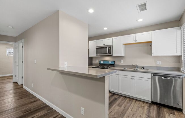 Beautiful Flagstaff Property. Newly Remodeled!