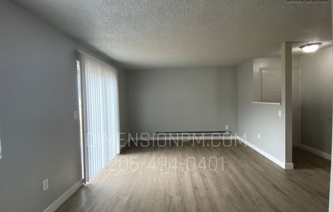 2 beds, 1 bath, 700 sqft, $1,365, Unit Unit 31