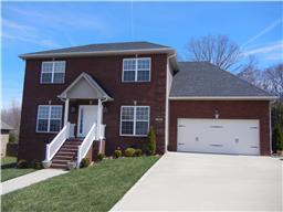 4 beds, 2.5 baths, $2,295