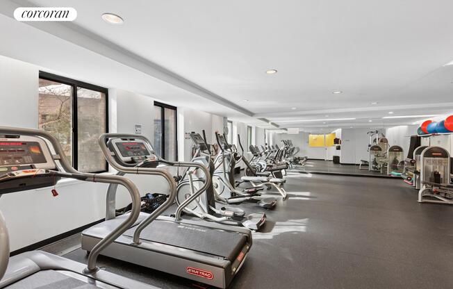 Studio, 1 bath, $4,250, Unit 4A