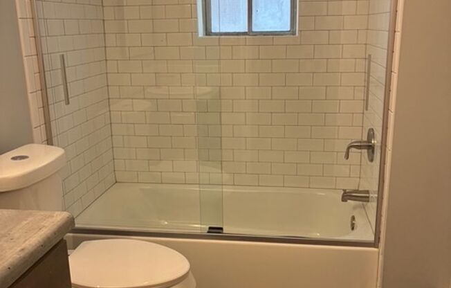 1 bed, 1 bath, 714 sqft, $1,025, Unit 304-102