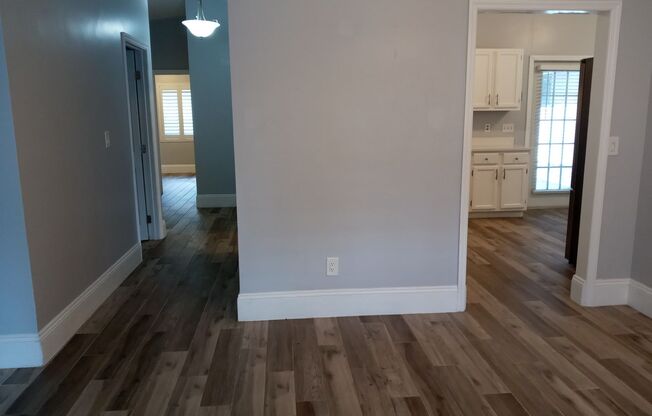 3 beds, 1 bath, $2,400