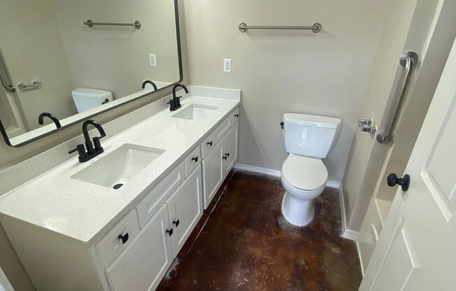 2 beds, 2 baths, 1,300 sqft, $1,325, Unit 506