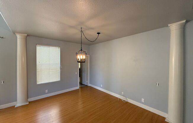 Great 4 bedroom Moorpark Home in Great Neighborhood